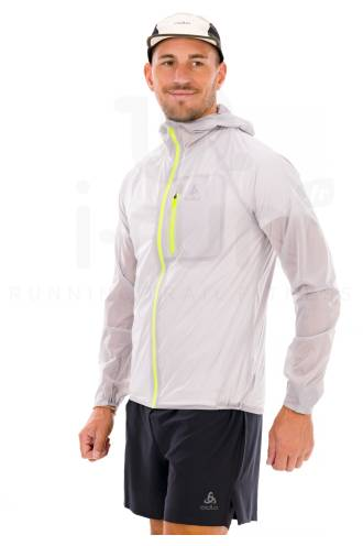 Comparatif : les meilleures vestes de running pour courir en automne 16 Odlo Zeroweight Dual Dry Waterproof : une veste technique pour courir sous une météo difficile